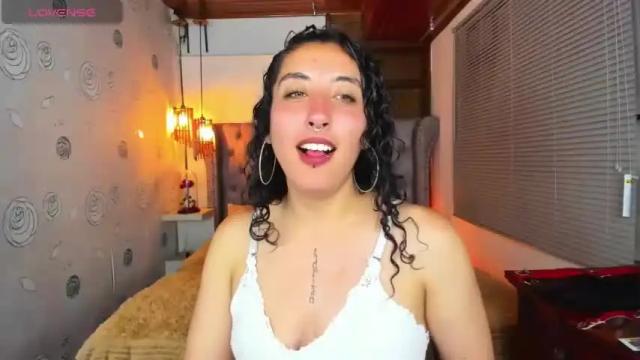 Image 12 of meggan_booker Stream on Chaturbate on 16 months ago