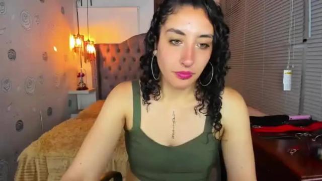 Image 3 of meggan_booker Stream on Chaturbate on 16 months ago