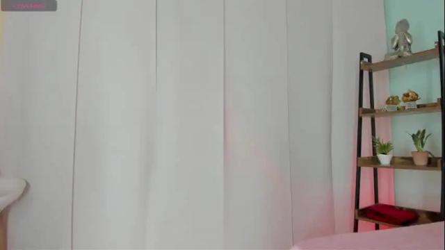 Image 3 of meggan_jade Stream on Chaturbate on 5 months ago