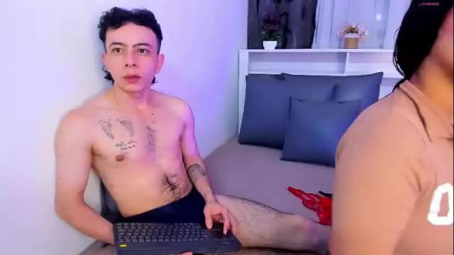 Image 3 of meghan_loghan Stream on Chaturbate on 1 month ago