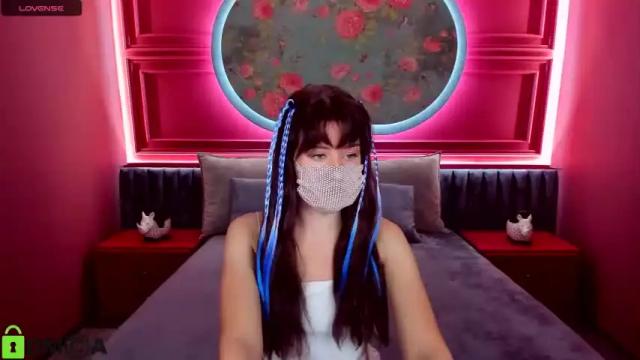 Image 8 of megink Stream on Chaturbate on 20 months ago