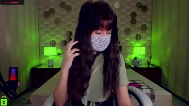 Image 8 of megink Stream on Chaturbate on 20 months ago