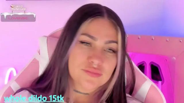 Image 6 of mei_millers Stream on Chaturbate on 16 months ago
