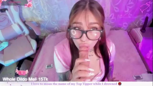Image 2 of mei_millers Stream on Chaturbate on 1 month ago