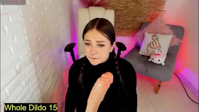 Image 12 of mei_millers Stream on Chaturbate on 1 month ago