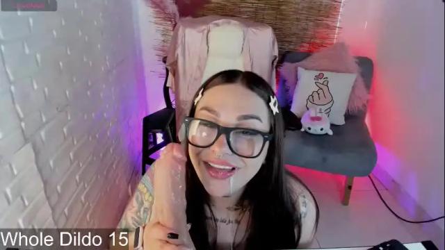 Image 12 of mei_millers Stream on Chaturbate on 1 month ago