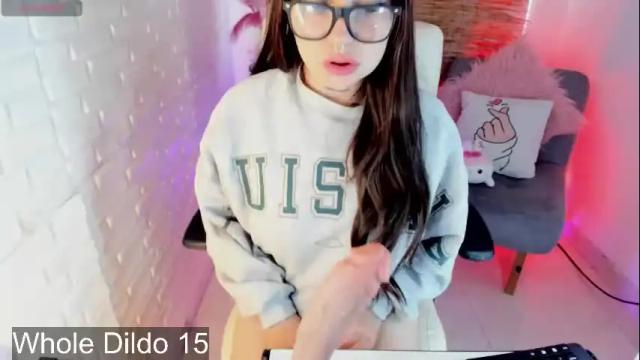 Image 2 of mei_millers Stream on Chaturbate on 1 month ago