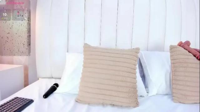 Image 12 of meibypalmer Stream on Chaturbate on 5 days ago