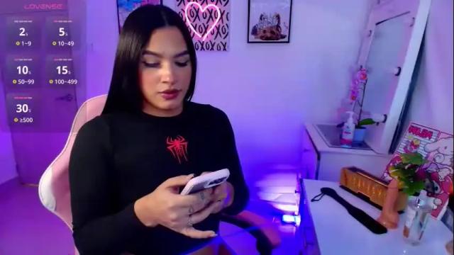 Image 4 of meizzkeendemon Stream on Chaturbate on 3 months ago
