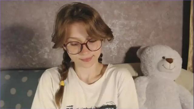 Image 2 of mekyy_no_neko Stream on Chaturbate on 13 days ago