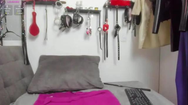 Image 11 of mel12meli Stream on Chaturbate on 1 month ago