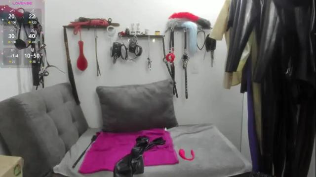 Image 12 of mel12meli Stream on Chaturbate on 1 month ago