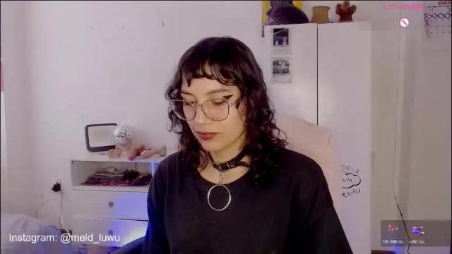 Image 4 of mel_dahlia Stream on Chaturbate on 8 days ago