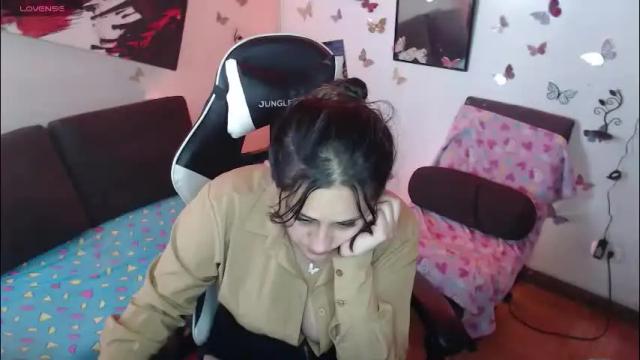 Image 10 of mel_raise Stream on Chaturbate on 3 months ago