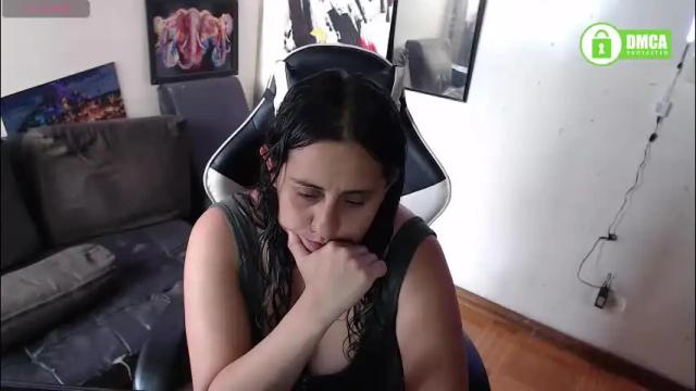 Image 4 of mel_raise Stream on Chaturbate on 14 days ago