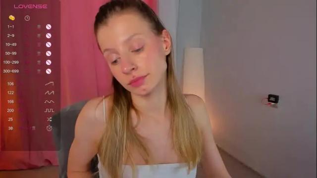 Image 4 of mel_wards Stream on Chaturbate on 6 months ago