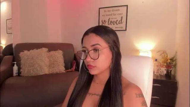 Image 10 of melan_owen Stream on Chaturbate on 1 month ago
