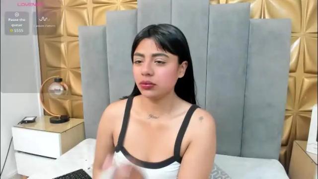 Image 3 of melani_dream Stream on Chaturbate on 1 month ago