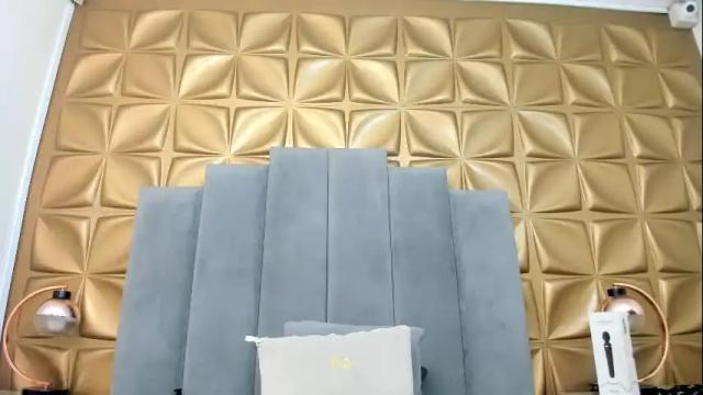 Image 3 of melani_dream Stream on Chaturbate on 1 month ago