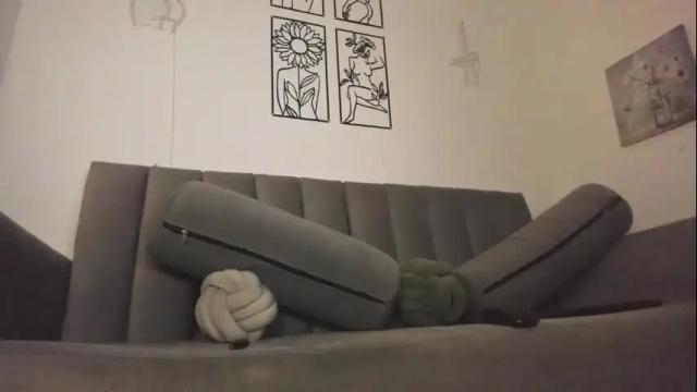 Image 7 of melani_greyy Stream on Chaturbate on 20 days ago