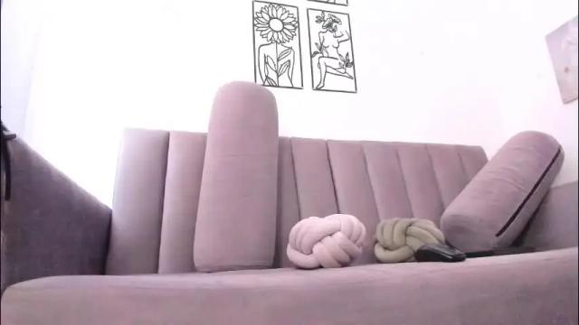 Image 6 of melani_greyy Stream on Chaturbate on 3 months ago