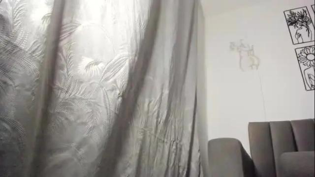 Image 11 of melani_greyy Stream on Chaturbate on 3 months ago