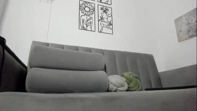 Image 12 of melani_greyy Stream on Chaturbate on 1 month ago