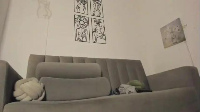 Image 8 of melani_greyy Stream on Chaturbate on 1 month ago