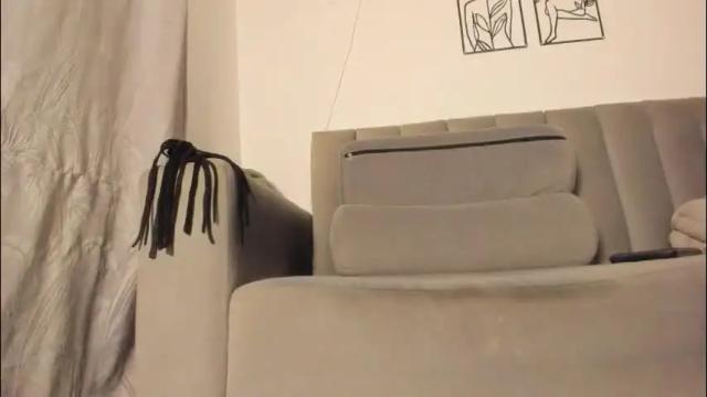 Image 3 of melani_greyy Stream on Chaturbate on 2 months ago