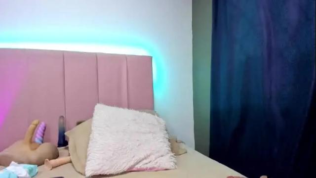Image 10 of melani_xc Stream on Chaturbate on 1 month ago