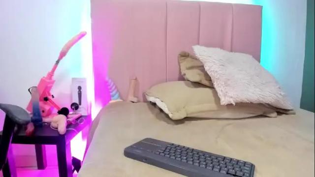 Image 8 of melani_xc Stream on Chaturbate on 29 days ago
