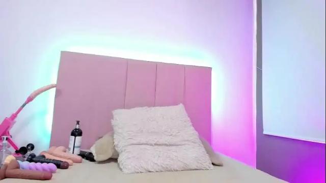 Image 8 of melani_xc Stream on Chaturbate on 1 month ago