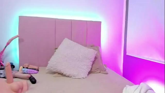 Image 4 of melani_xc Stream on Chaturbate on 23 days ago