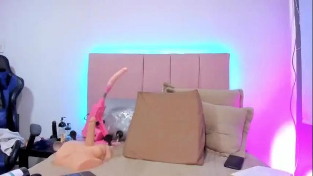 Image 3 of melani_xc Stream on Chaturbate on 2 months ago