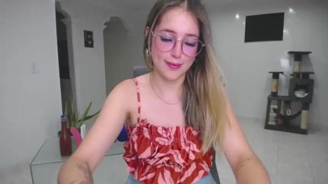 Image 10 of melanie__5 Stream on Chaturbate on 15 months ago