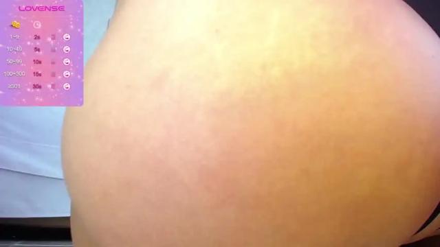 Image 7 of melanie_cooperr Stream on Chaturbate on 28 months ago