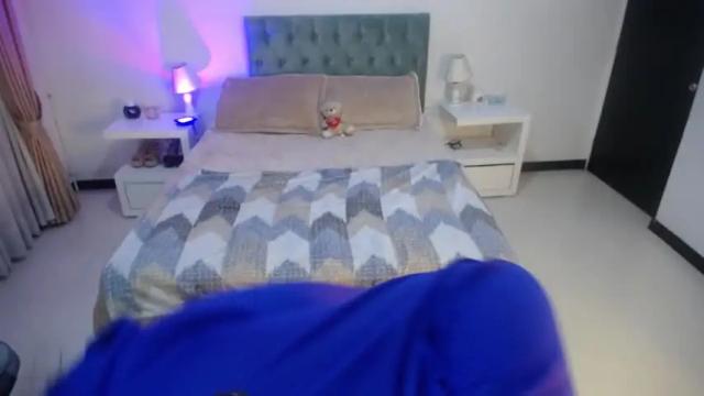Image 2 of melanie_ferreira Stream on Chaturbate on 16 months ago