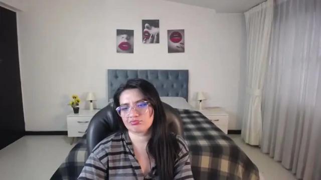 Image 3 of melanie_ferreira Stream on Chaturbate on 16 months ago