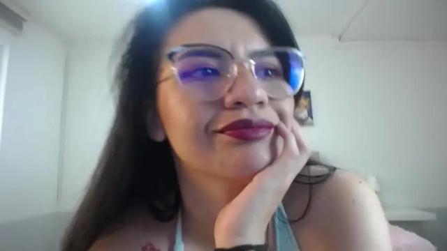 Image 2 of melanie_ferreira Stream on Chaturbate on 15 months ago