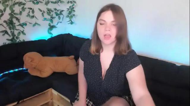 Image 3 of melanie_kissx Stream on Chaturbate on 1 month ago