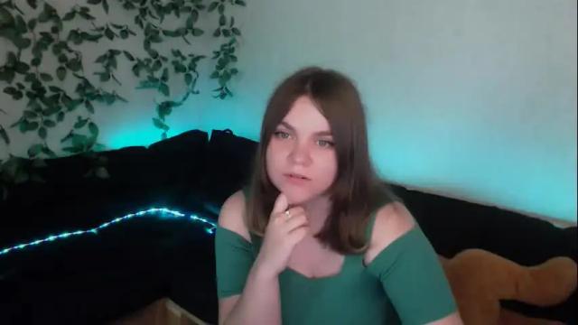 Thumbnail 2, melanie_kissx's Stream at Chaturbate, 24 days ago