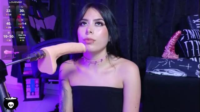 Image 12 of melanie_nyx Stream on Chaturbate on 8 days ago