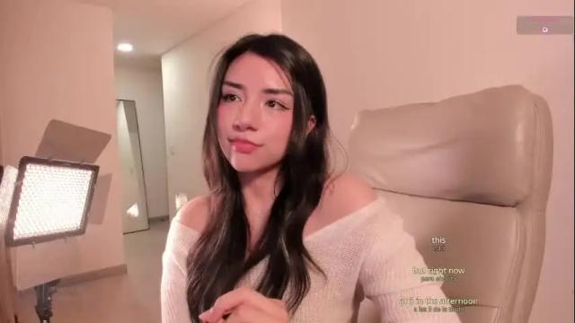 Image 11 of melanie_owo Stream on Chaturbate on 2 months ago