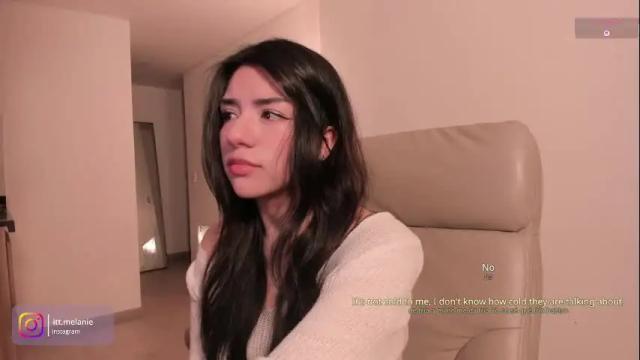 Image 3 of melanie_owo Stream on Chaturbate on 2 months ago