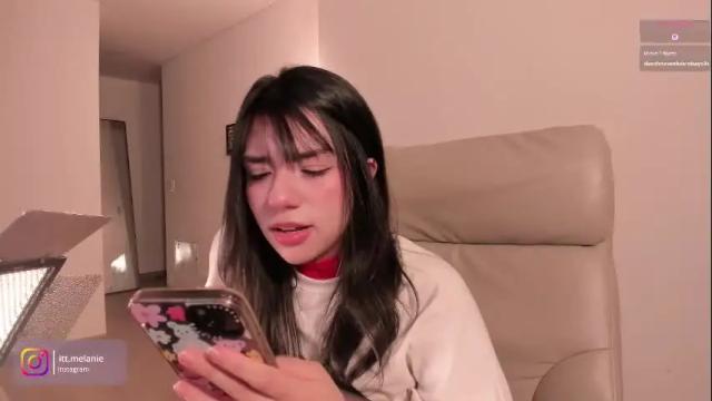 Image 11 of melanie_owo Stream on Chaturbate on 2 months ago