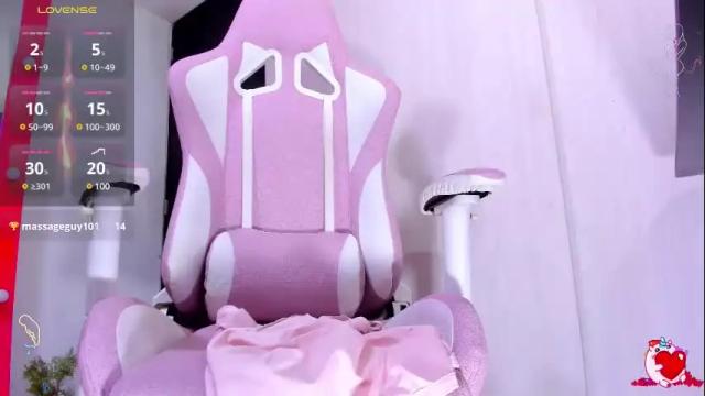 Image 11 of melanie_sweetness_ Stream on Chaturbate on 3 months ago