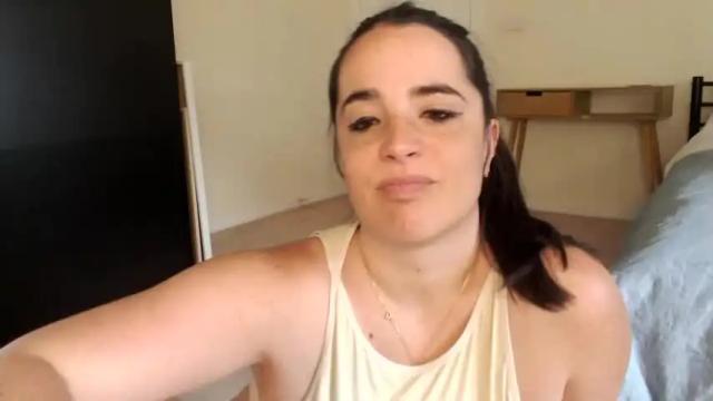 Image 2 of melaniebiche Stream on Chaturbate on 17 months ago
