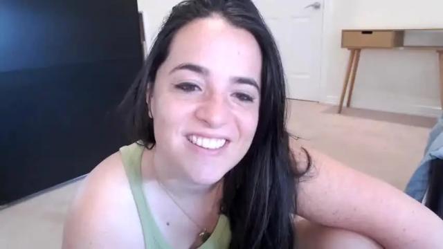 Image 4 of melaniebiche Stream on Chaturbate on 17 months ago