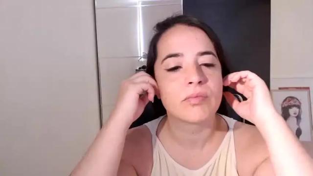 Image 10 of melaniebiche Stream on Chaturbate on 15 months ago