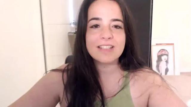 Image 10 of melaniebiche Stream on Chaturbate on 15 months ago